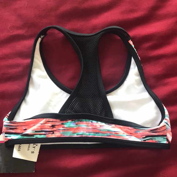 Swim suit - Picture 3 of 8